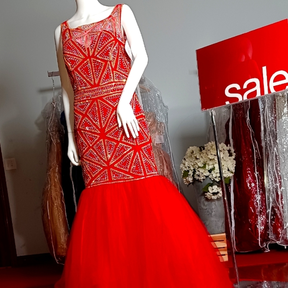 Tiffany design dress.